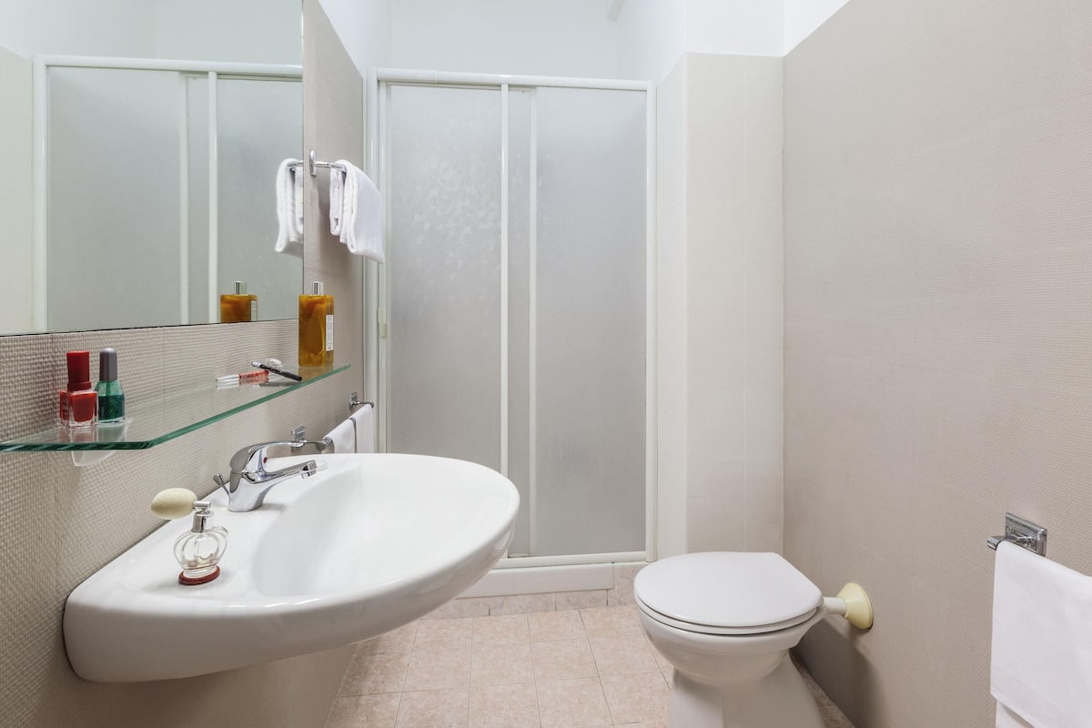 In-room safe, desk, blackout curtains, soundproofing