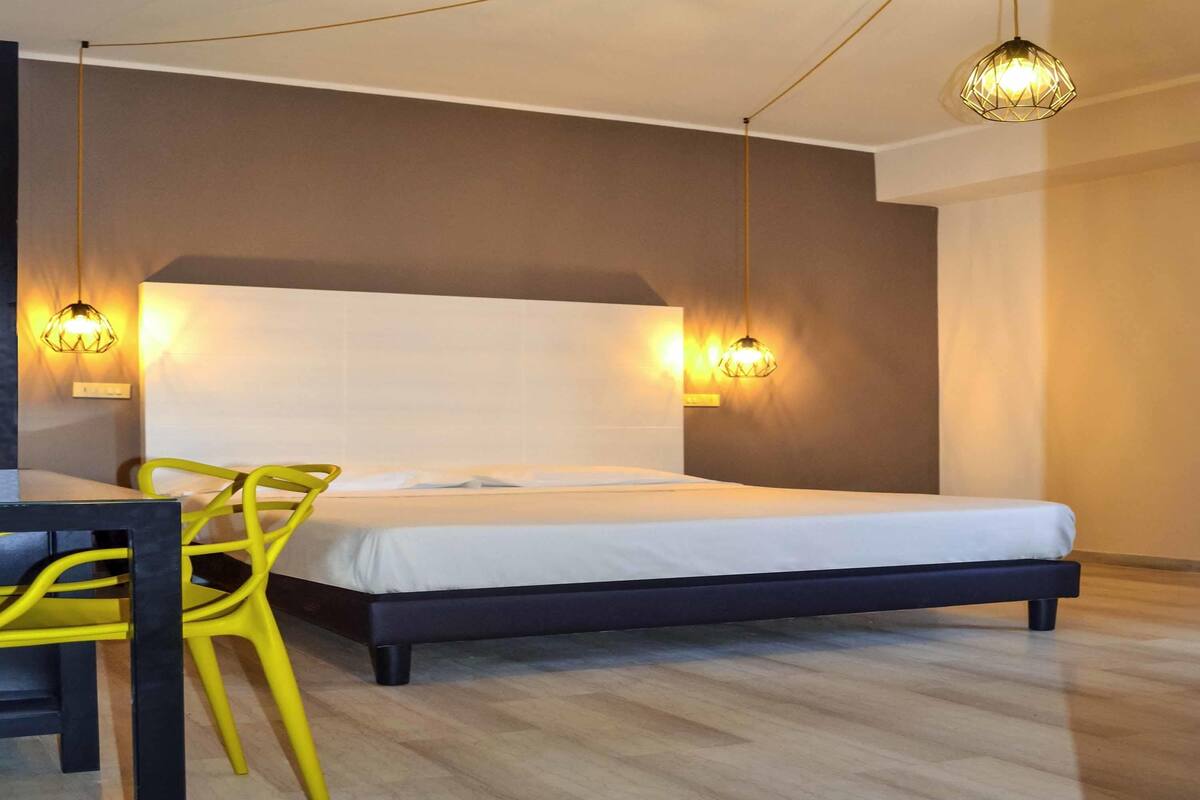 in-room safe, desk, blackout curtains, soundproofing