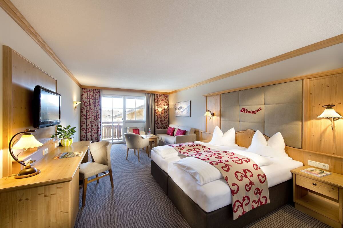 In-room safe, desk, soundproofing, cots/infant beds
