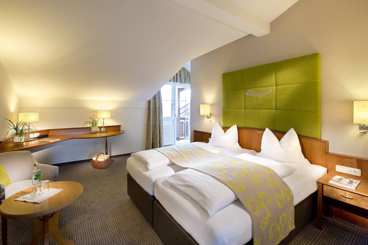 In-room safe, desk, soundproofing, cots/infant beds