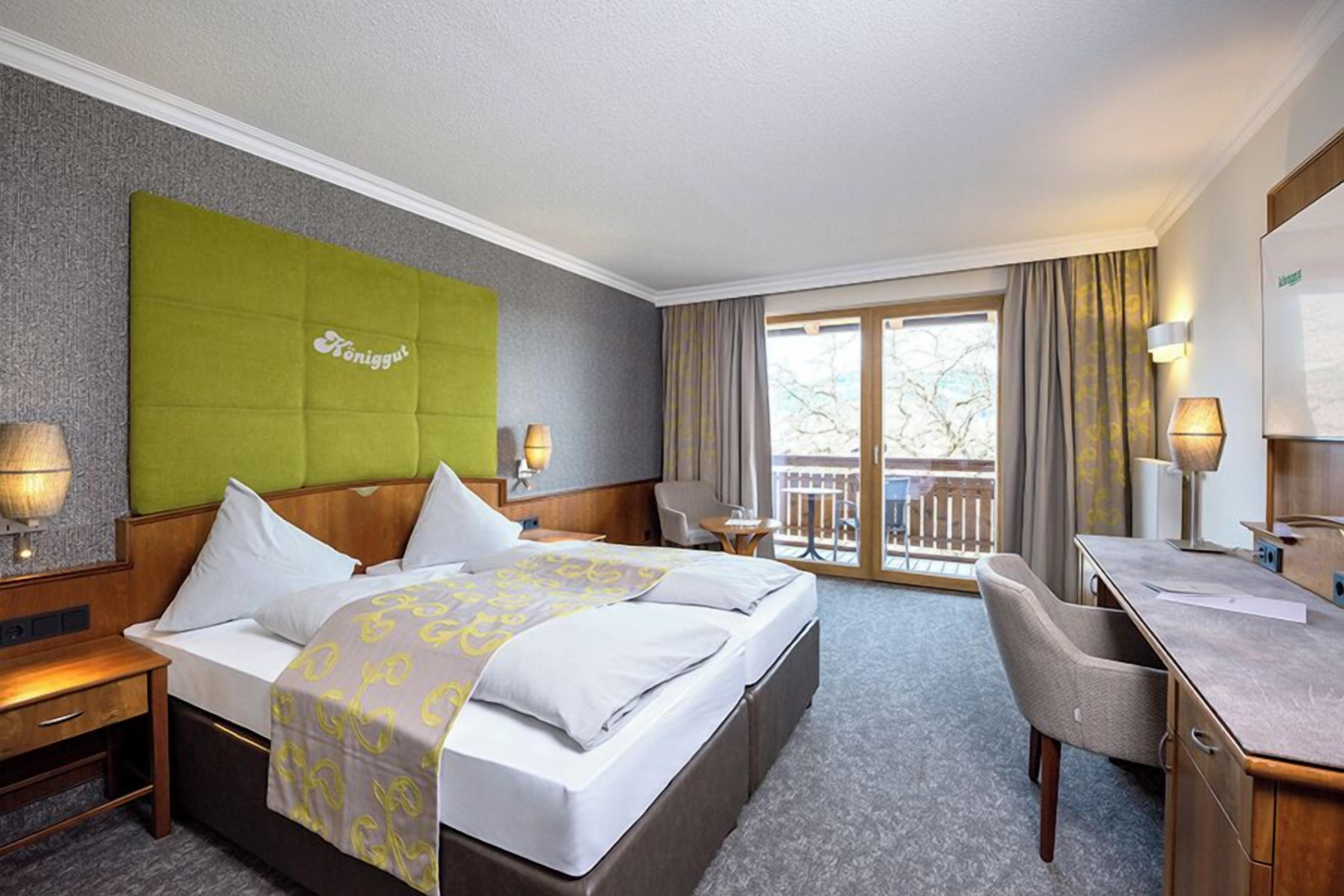 comfort room, 1 bedroom | 1 bedroom, in-room safe, desk, soundproofing