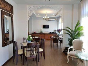 Restaurant - The Velvet Orchid (Chiang Mai)