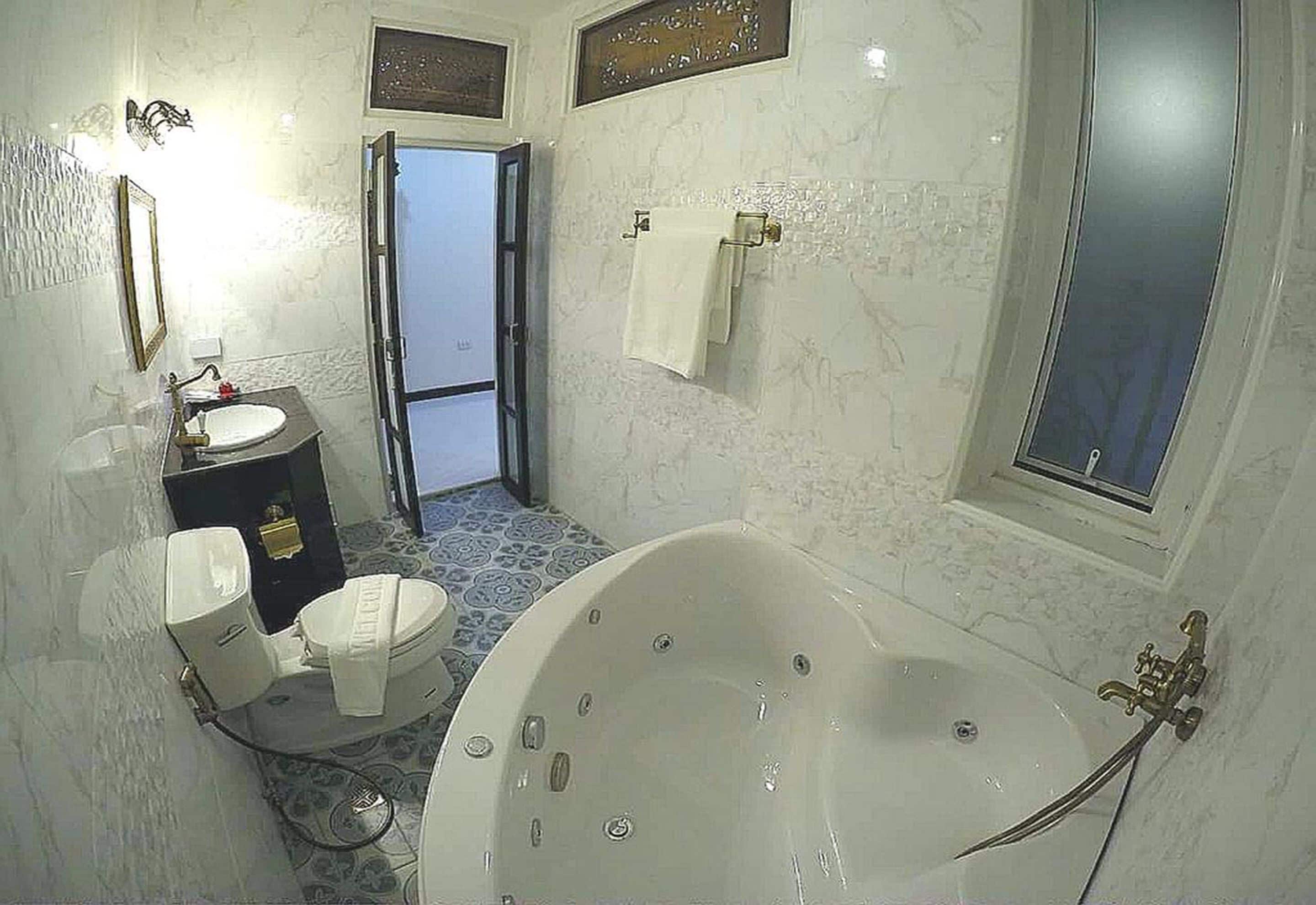 Foto - The Velvet Orchid