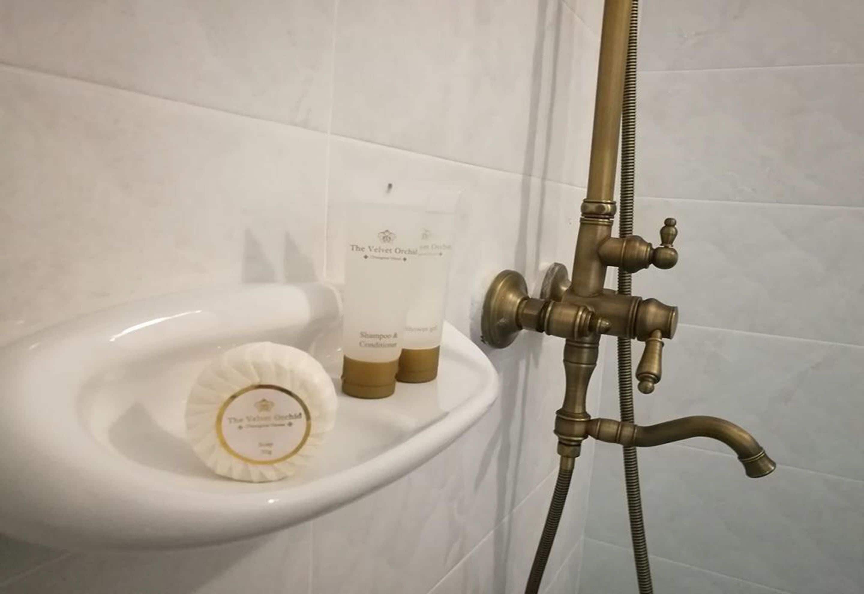 Foto - The Velvet Orchid