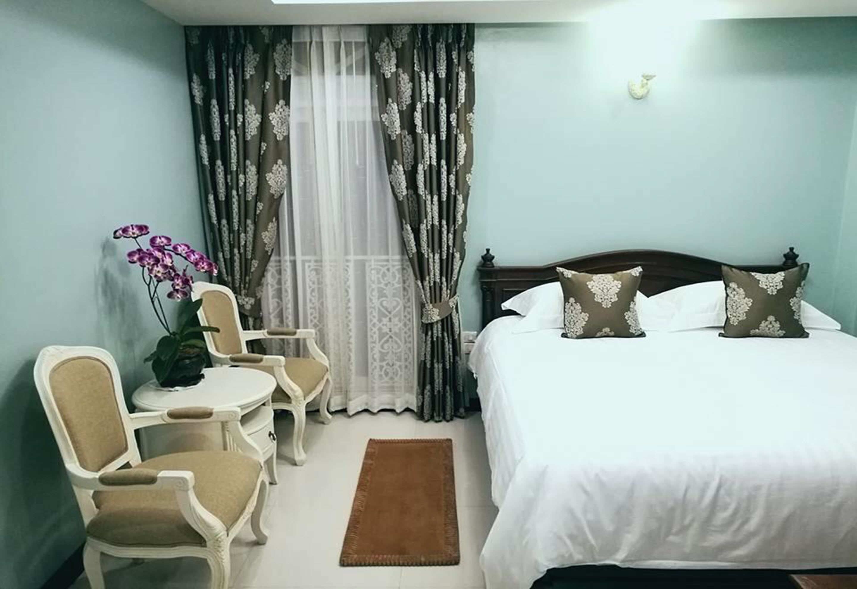 Foto - The Velvet Orchid