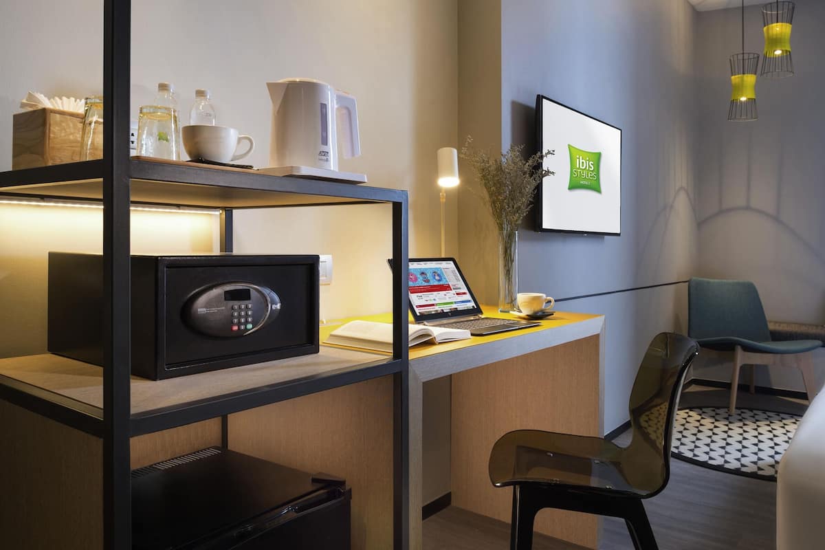 In-room safe, desk, laptop workspace, blackout curtains