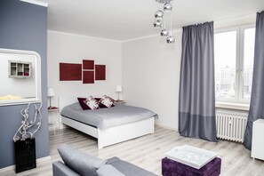 Comfort Apartment, 1 Queen Bed with Sofa bed, Non Smoking | Iron/ironing board, free WiFi, bed sheets - AP-Apartments Marszałkowska No. 53 (Warsaw)