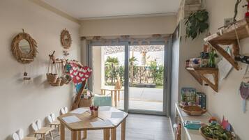 Children's play area - indoor