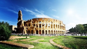 A large historical building with multiple arches and a central tower. - The golden keys rome (Rome)