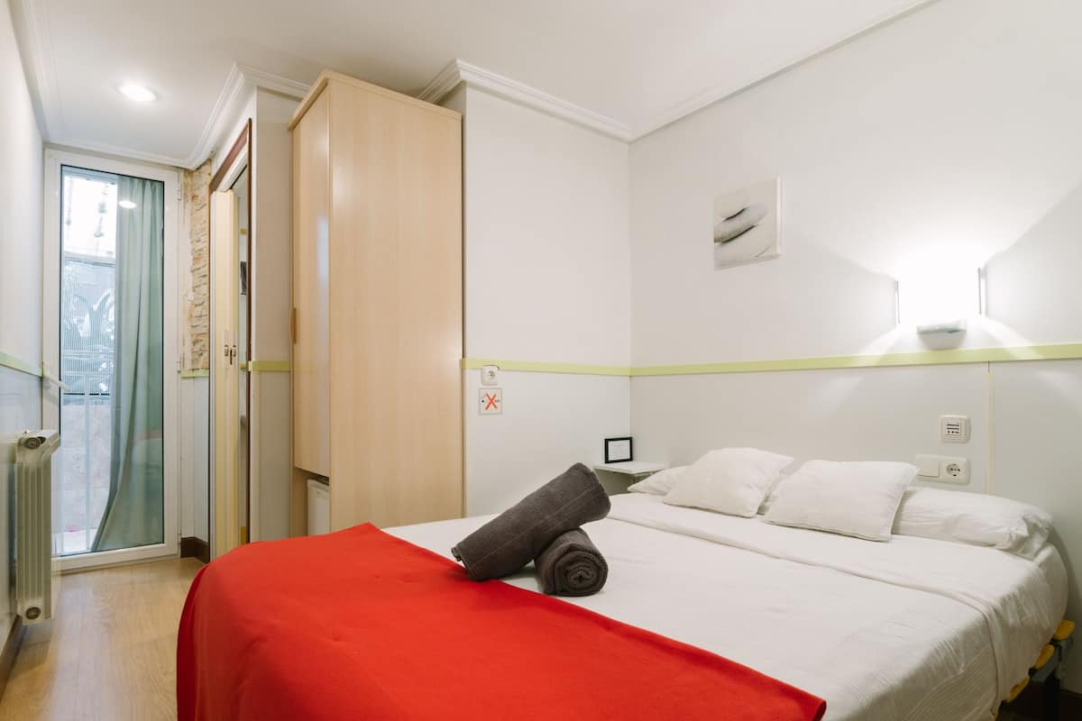 Quarto solteiro | 1 quarto, escrivaninha, cortinas blackout, Wi-Fi de cortesia