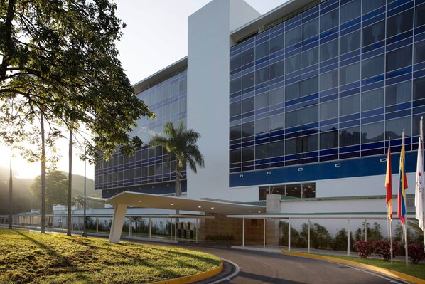 الإطلالة من المنشأة