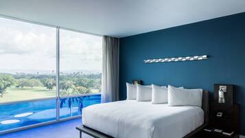 Standard Room, 1 King Bed, Golf View | In-room safe, desk, blackout curtains, iron/ironing board