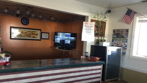 Unclassified image, 4 of 11, button - Motel 728 (Monroe City)