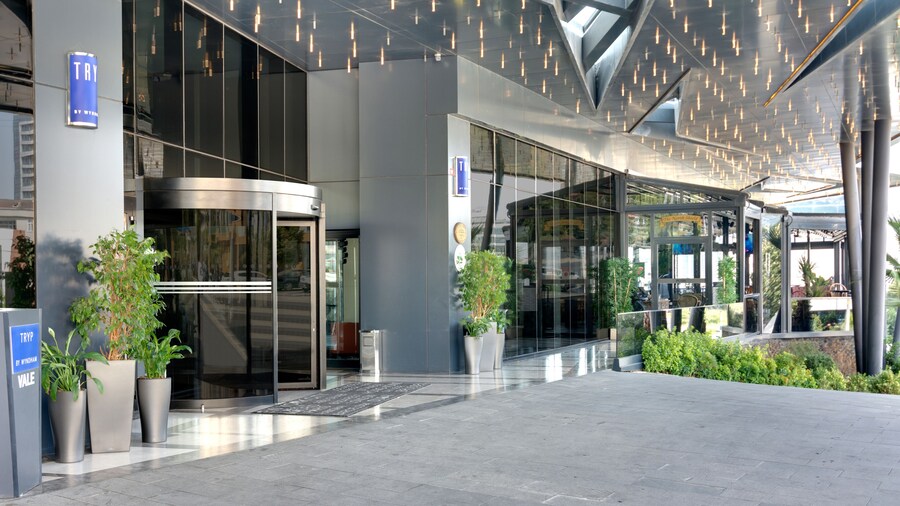 TRYP by Wyndham Istanbul Basın Ekspres