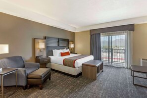 Suite, 1 King Bed with Sofa bed, Non Smoking, Balcony (with Sofabed)