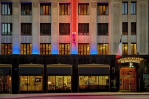 Exterior - Renaissance Saint Elm Dallas Downtown Hotel (Dallas)