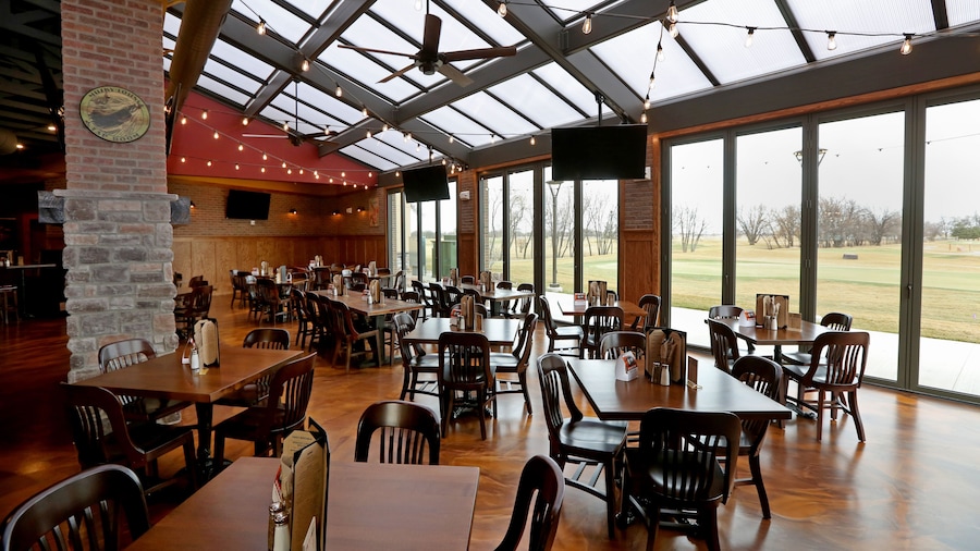 Holiday Inn & Suites Sioux Falls - Airport by IHG