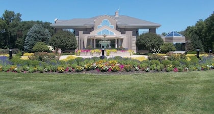 Mill Creek Gardens