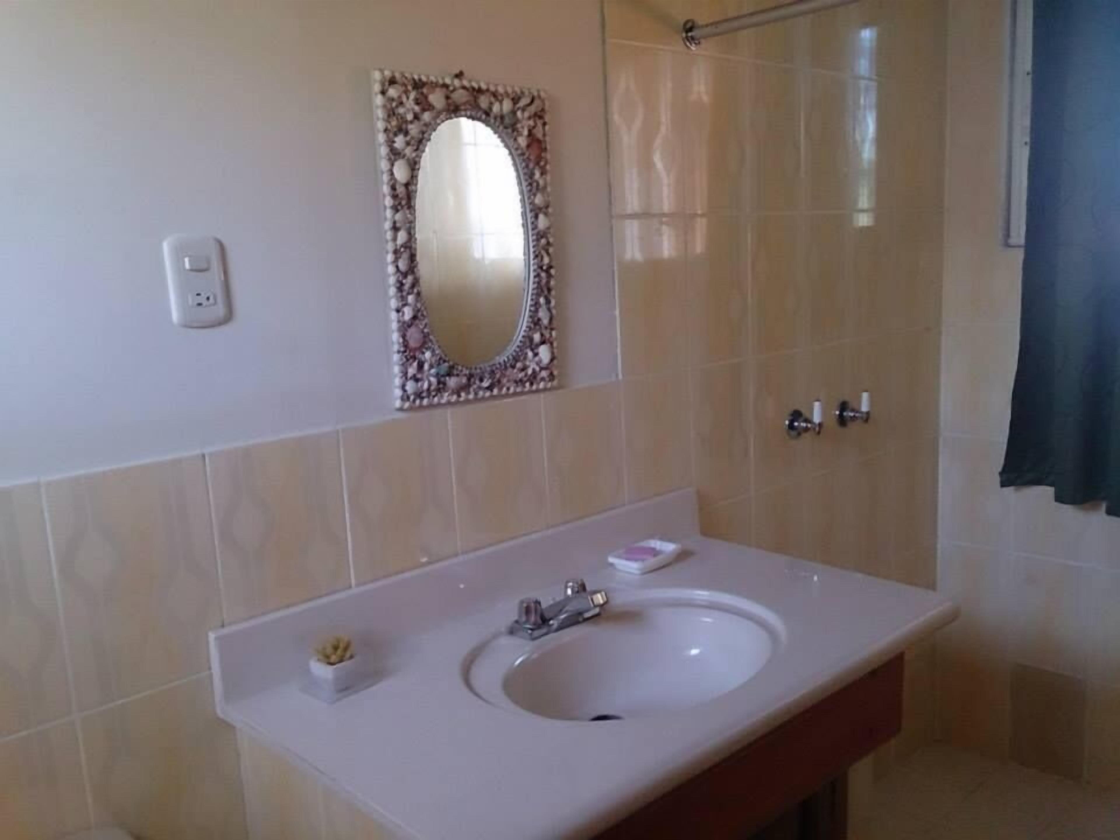 Photo - Hotel Santa Barbara Tikal