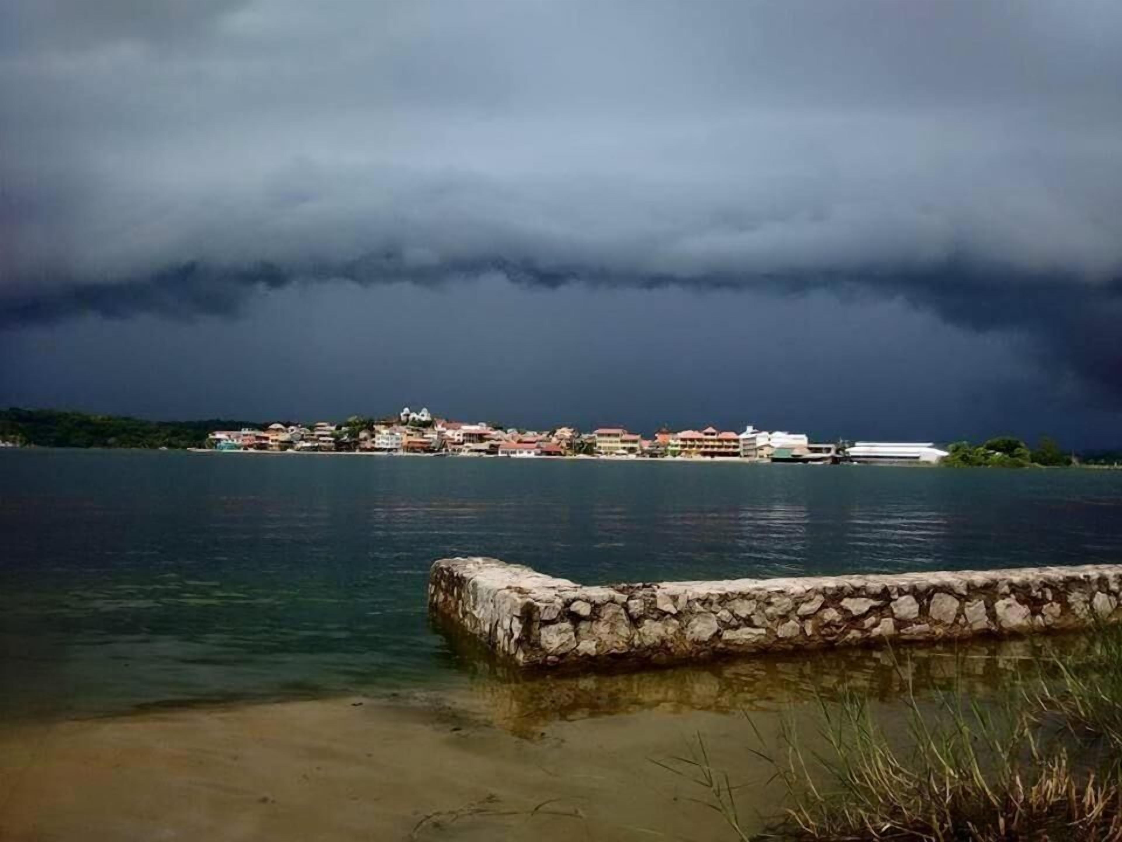 Photo - Hotel Santa Barbara Tikal