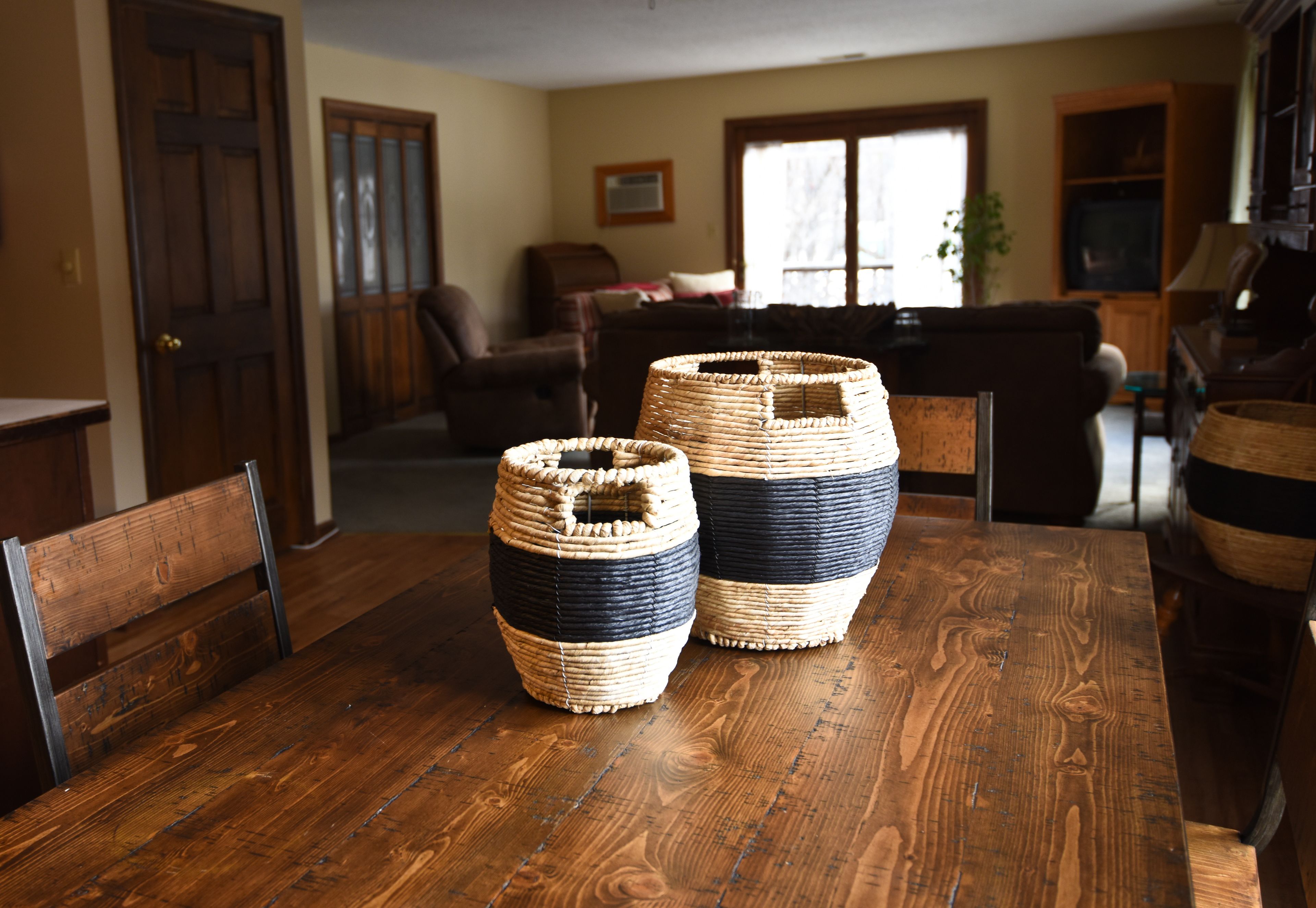 executive apartment, 2 bedrooms, balcony, mountain view (not pet friendly) | living area | flat-screen tv