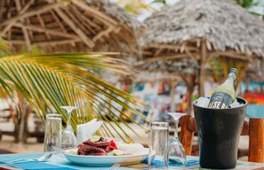 Se sirven desayunos, almuerzos y cenas