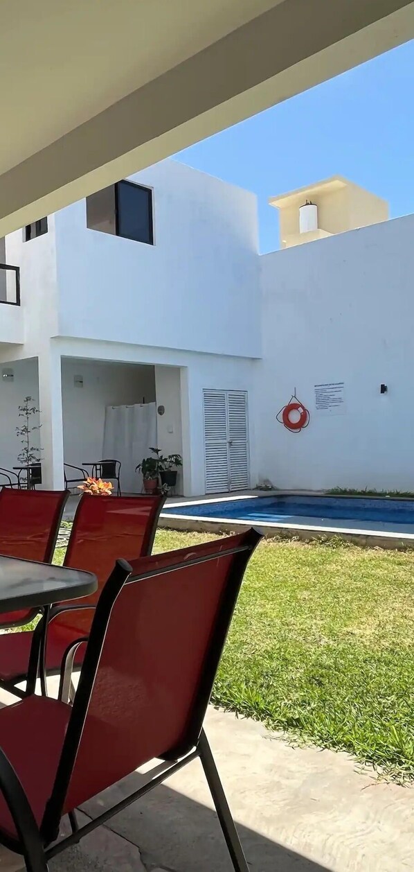 Outdoor pool - Casa Arin (Mazatlán)