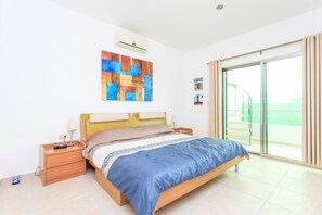 2 間睡房、房內夾萬、獨特設計、獨特裝修