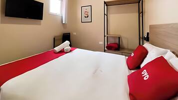 Superior tweepersoonskamer | Geluiddichte muren, een strijkplank/strijkijzer, gratis wifi, beddengoed