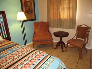Premium bedding, desk, blackout drapes, free WiFi - San Angelo Lodge (San Angelo)