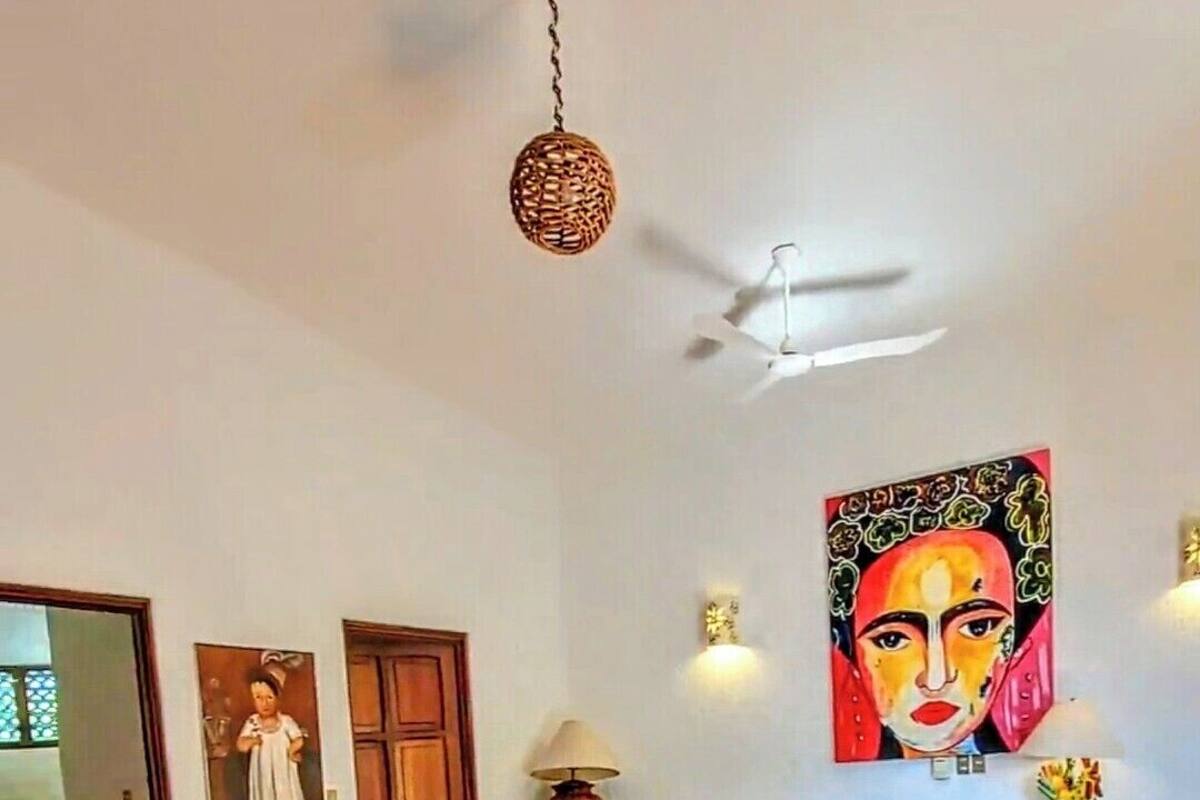 Economy Single Room, 1 Bedroom, Ocean View (share a fully - equipped outdoor Kitchen) | Bộ đồ giường cao cấp, nệm có lớp đệm bông, bàn ủi/dụng cụ ủi quần áo 