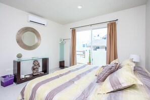 Apartment, 2 Bedrooms, Pool View