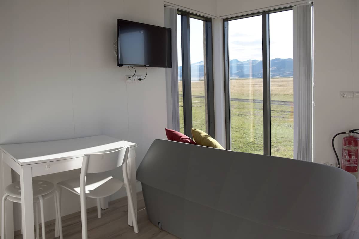 Cottage, Hill View, Mountainside | Living area | Flat-screen TV