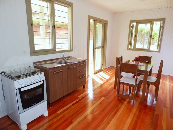 Exclusive House, 2 Bedrooms | Private kitchen | Fridge, microwave, stovetop, cookware/dishes/utensils