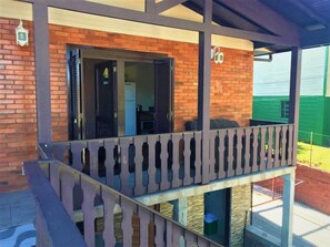 บ้านคอมฟอร์ท, 1 ห้องนอน (House 03) | ระเบียง