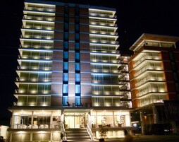 Front of property - evening/night