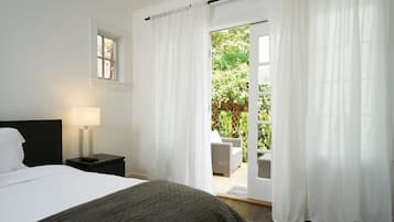 Kahden hengen deluxe-huone, 1 makuuhuone | 1 makuuhuone, ilmainen Wi-Fi, vuodevaatteet