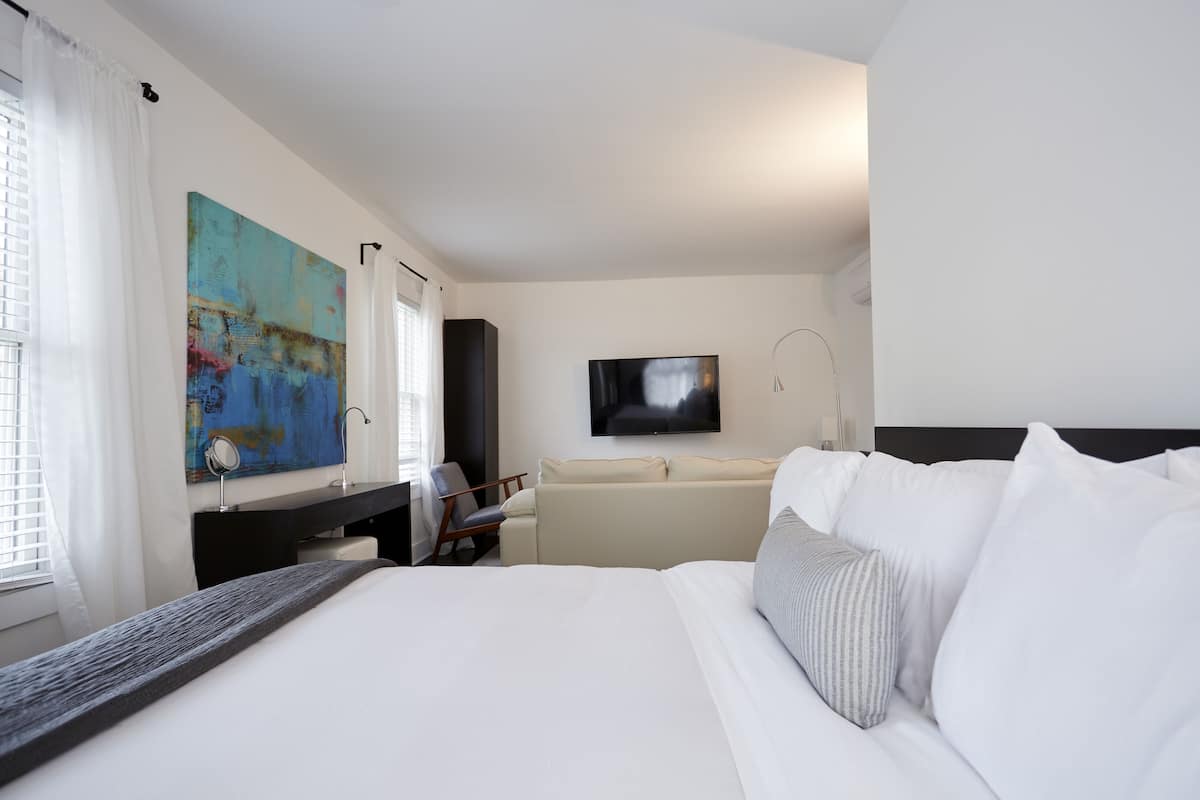 Suite junior, 1 cama King size | 1 habitación, wifi gratis y ropa de cama