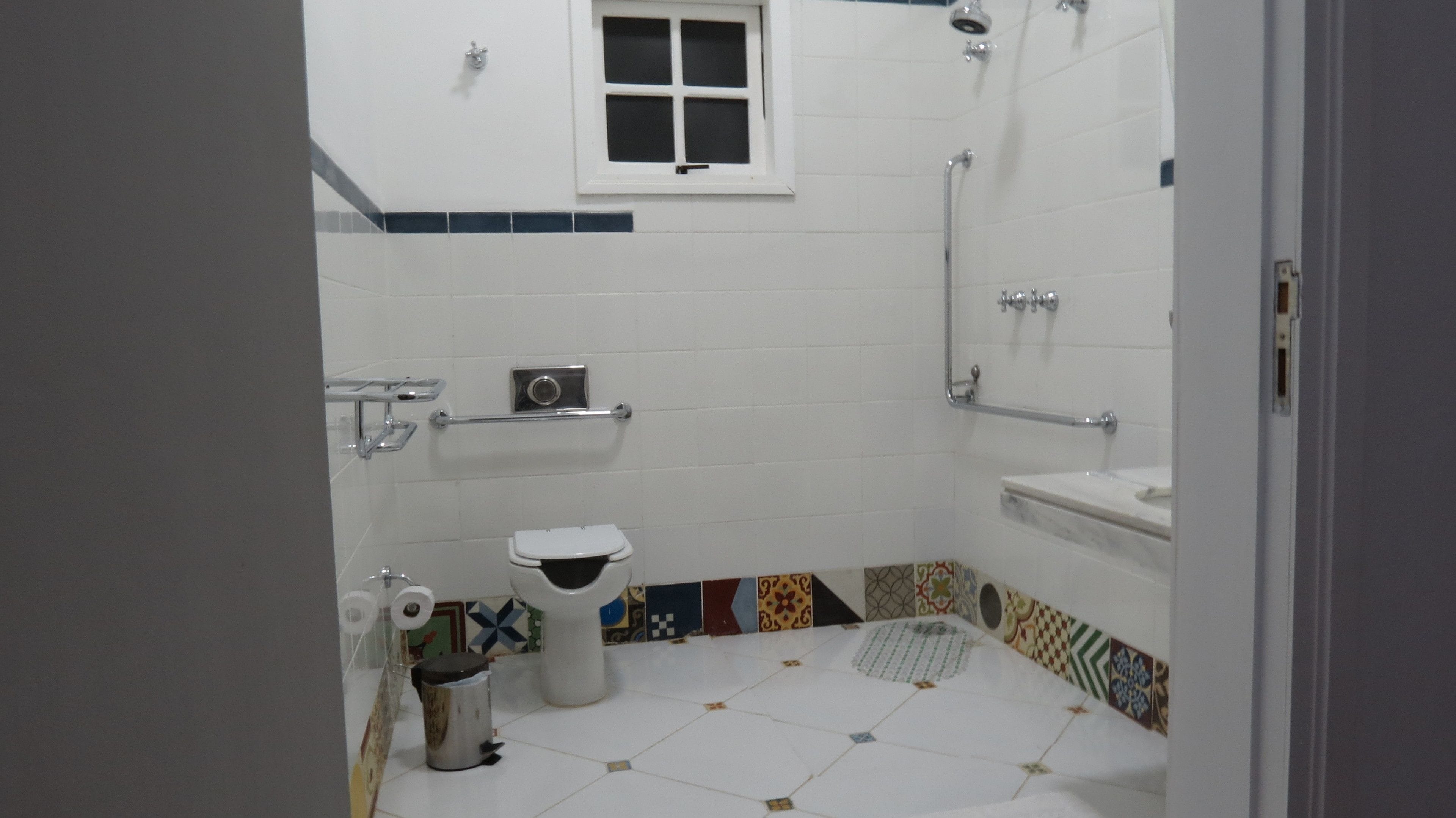 luxury room, accessible | bathroom | shower, free toiletries, hair dryer, towels