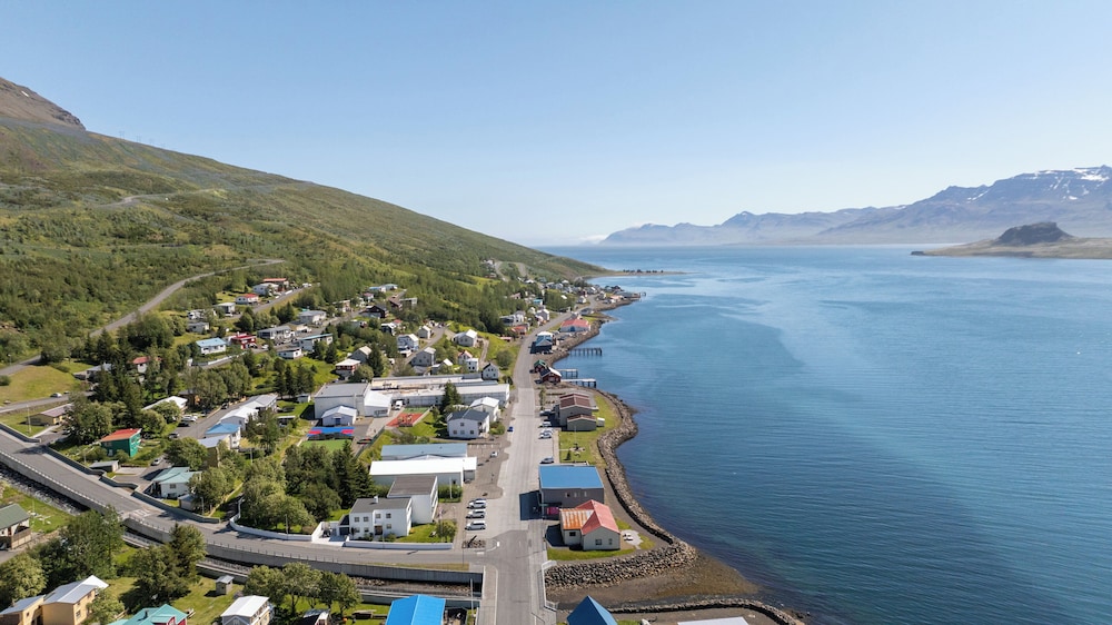 Eskifjörður hótel by null