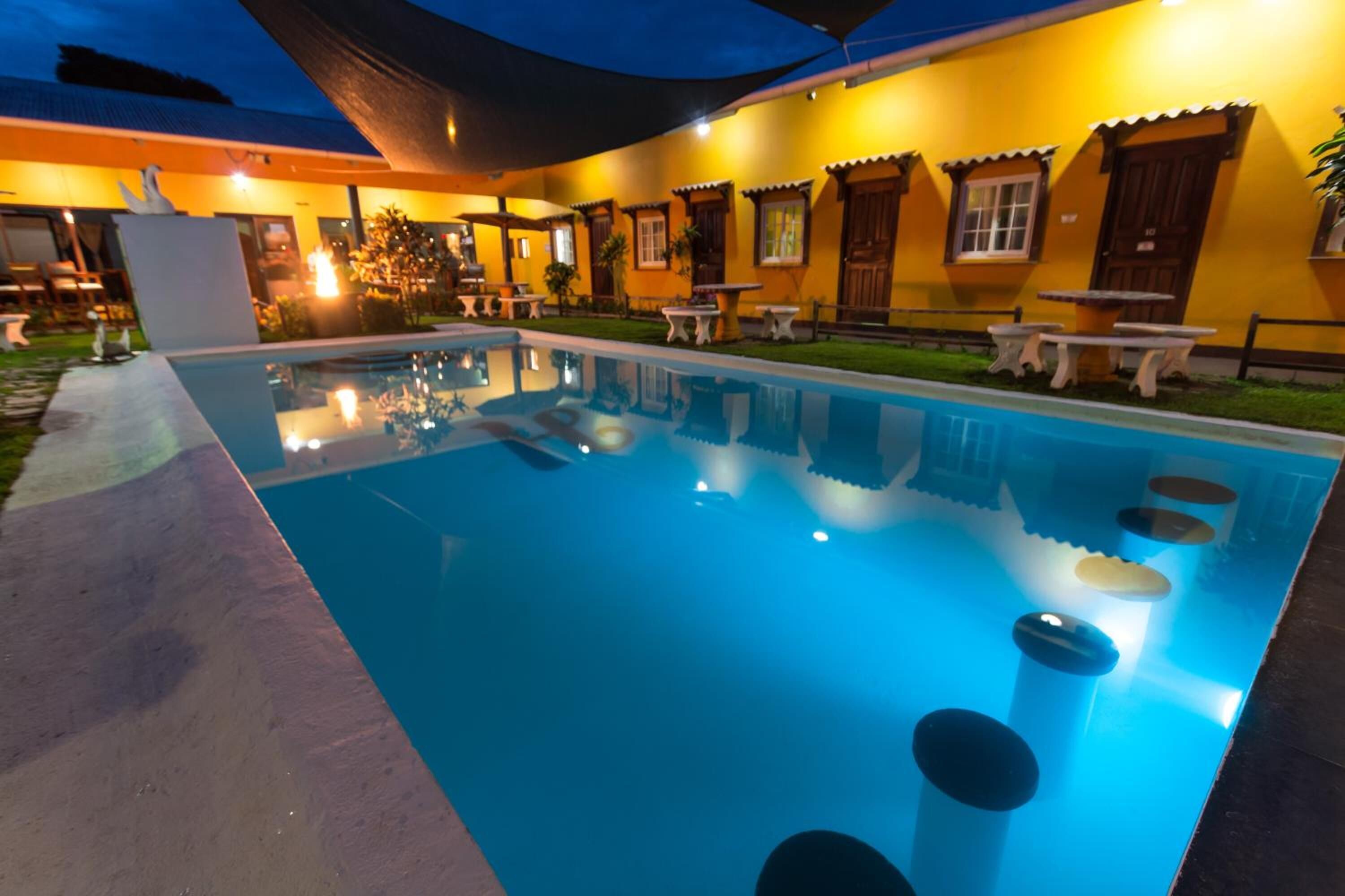 Piscine extérieure