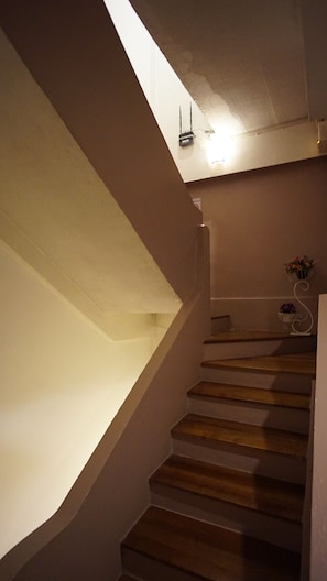 Staircase - Nawaporn Place Guesthouse (Phuket)