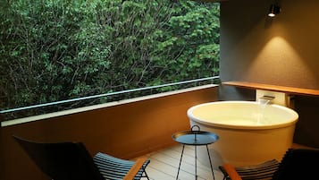 Suite with Private Open-air Bath 80sqm | Bathroom | Separate tub and shower, free toiletries, hair dryer, slippers
