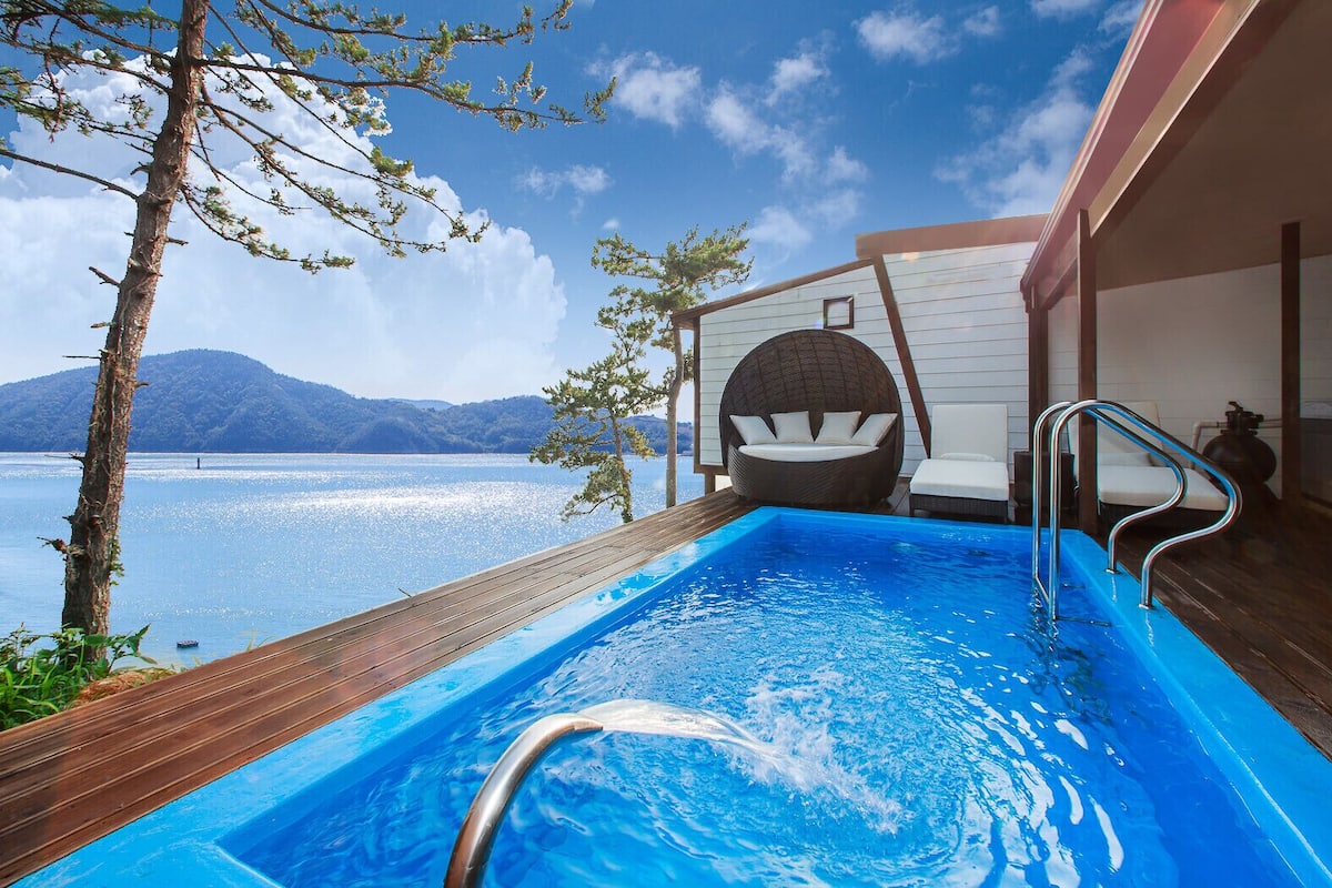 Zimmer (D Napoli) | Eigener Pool