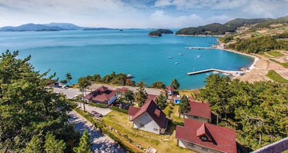 Yeosu Sunset & Sea Pension