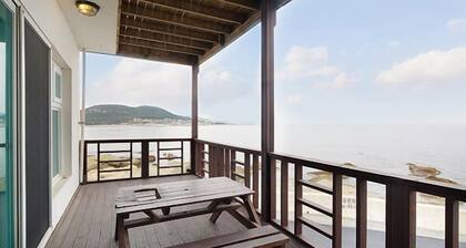 Pohang Sea Shore Pension