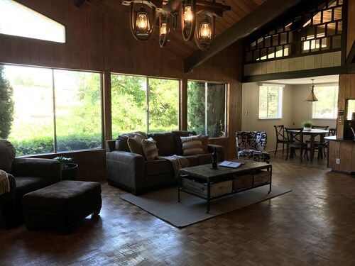 Vintage Adelaida Home on 16 acres