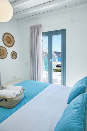 2 bedrooms, iron/ironing board, free WiFi, bed sheets - Amazing Panoramic View From New Port Up To The Famous Windmills And Beyond (Mikonos)