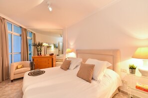 1 bedroom, iron/ironing board, WiFi, bed sheets - City Beach Apartment Las Canteras LZ84H (Las Palmas)