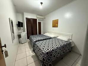 Family Room | Minibar, free WiFi - Pluma Hotel Cidade (Americana)